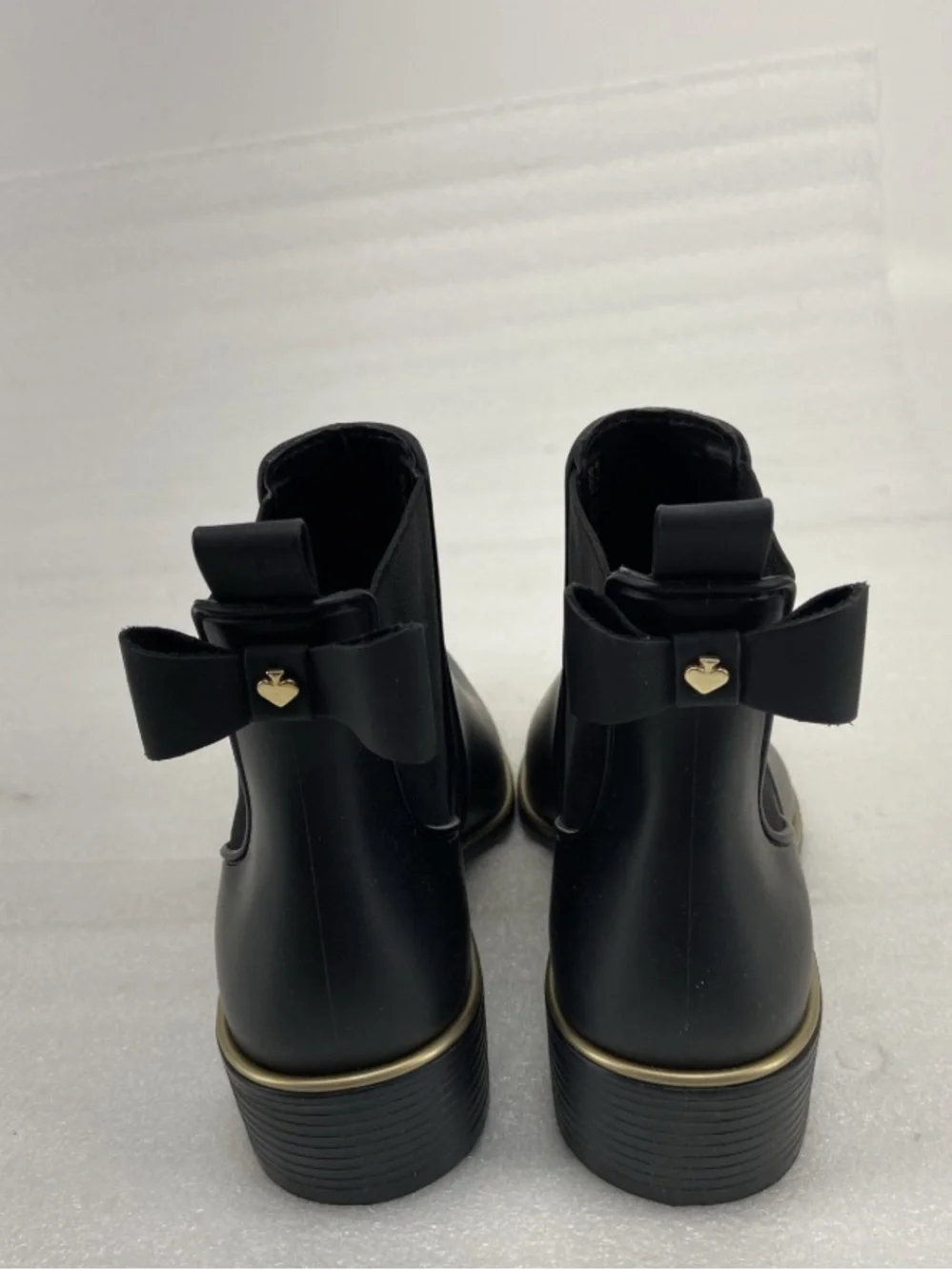 Kate Spade New York Sedgwick Black Rubber Chelsea Rain Boots Womens Size 7